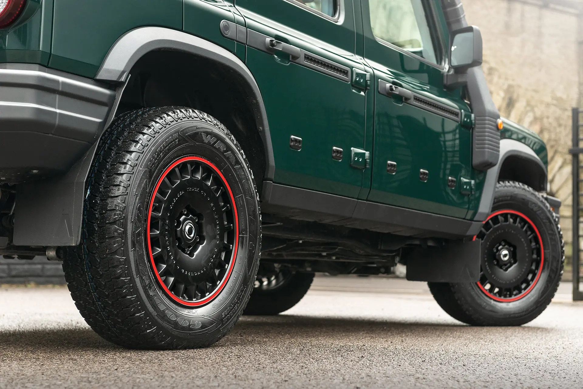 INEOS Grenadier (2023 Onwards) RS-Forged Alloy Wheels - Huntsman Armoured 5-Ton - Image 4