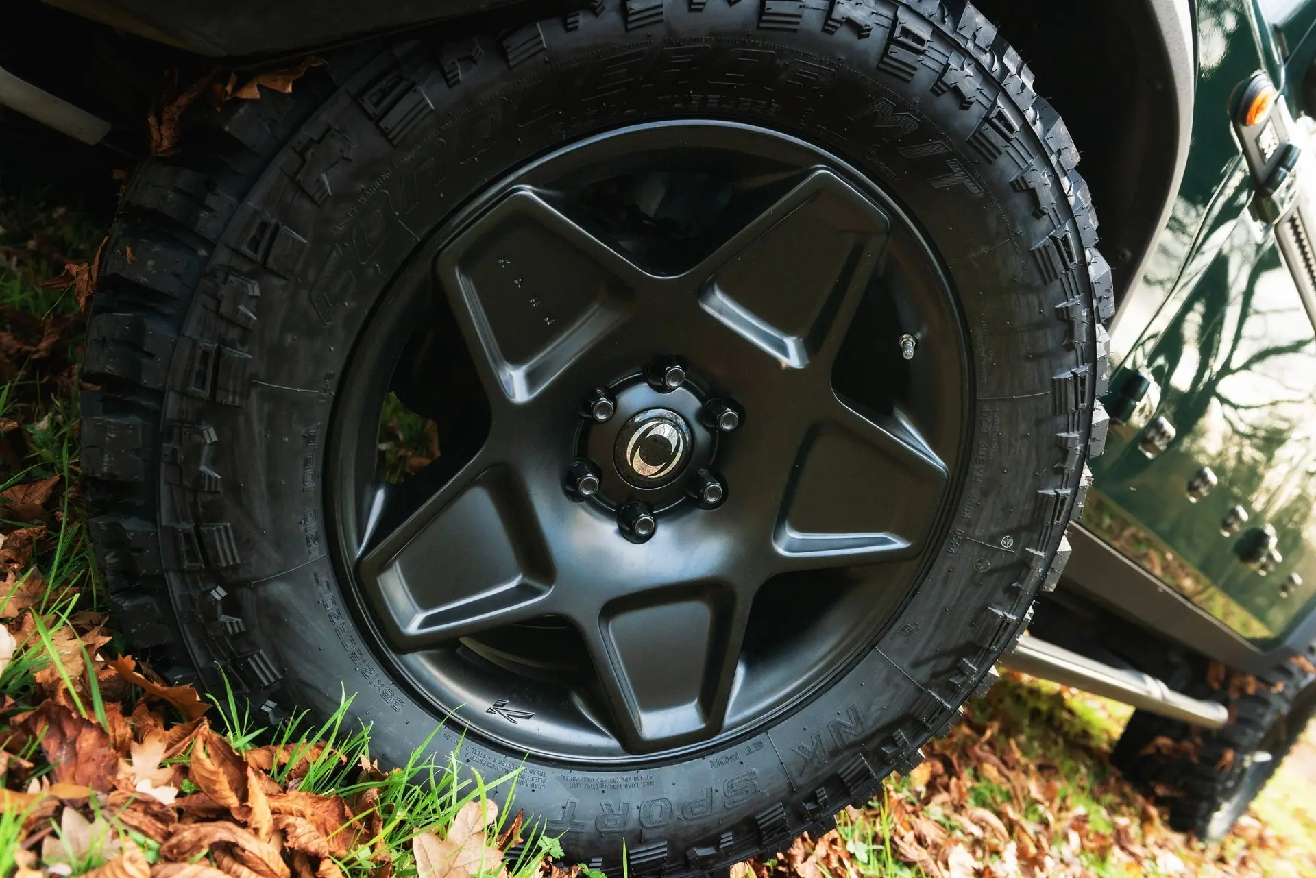 INEOS Grenadier (2023 Onwards) RS-Forged Alloy Wheels - Mondial Retro - Image 23