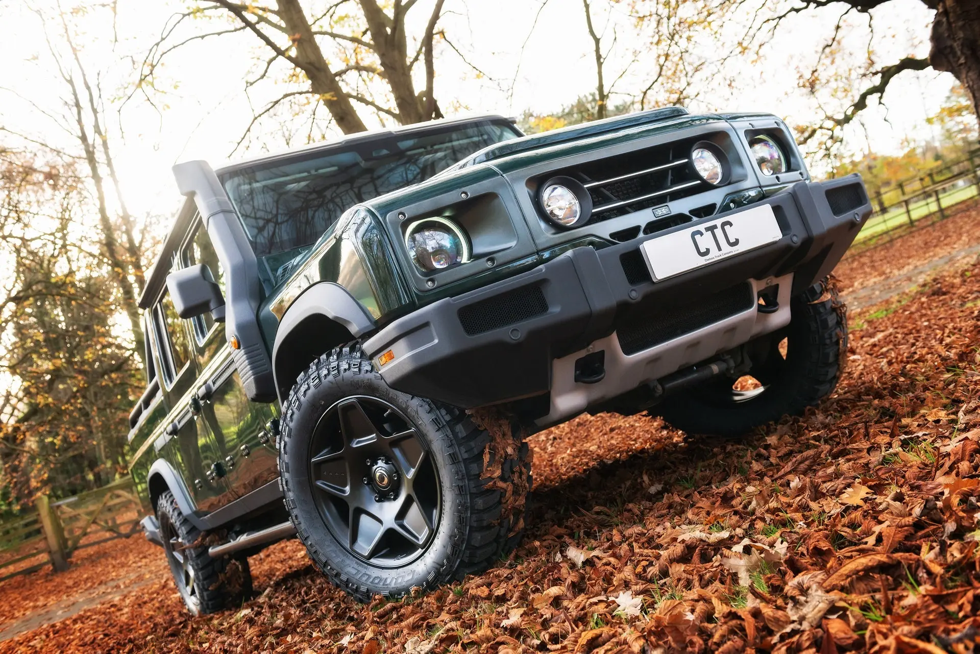 INEOS Grenadier (2023 Onwards) RS-Forged Alloy Wheels - Mondial Retro - Image 7