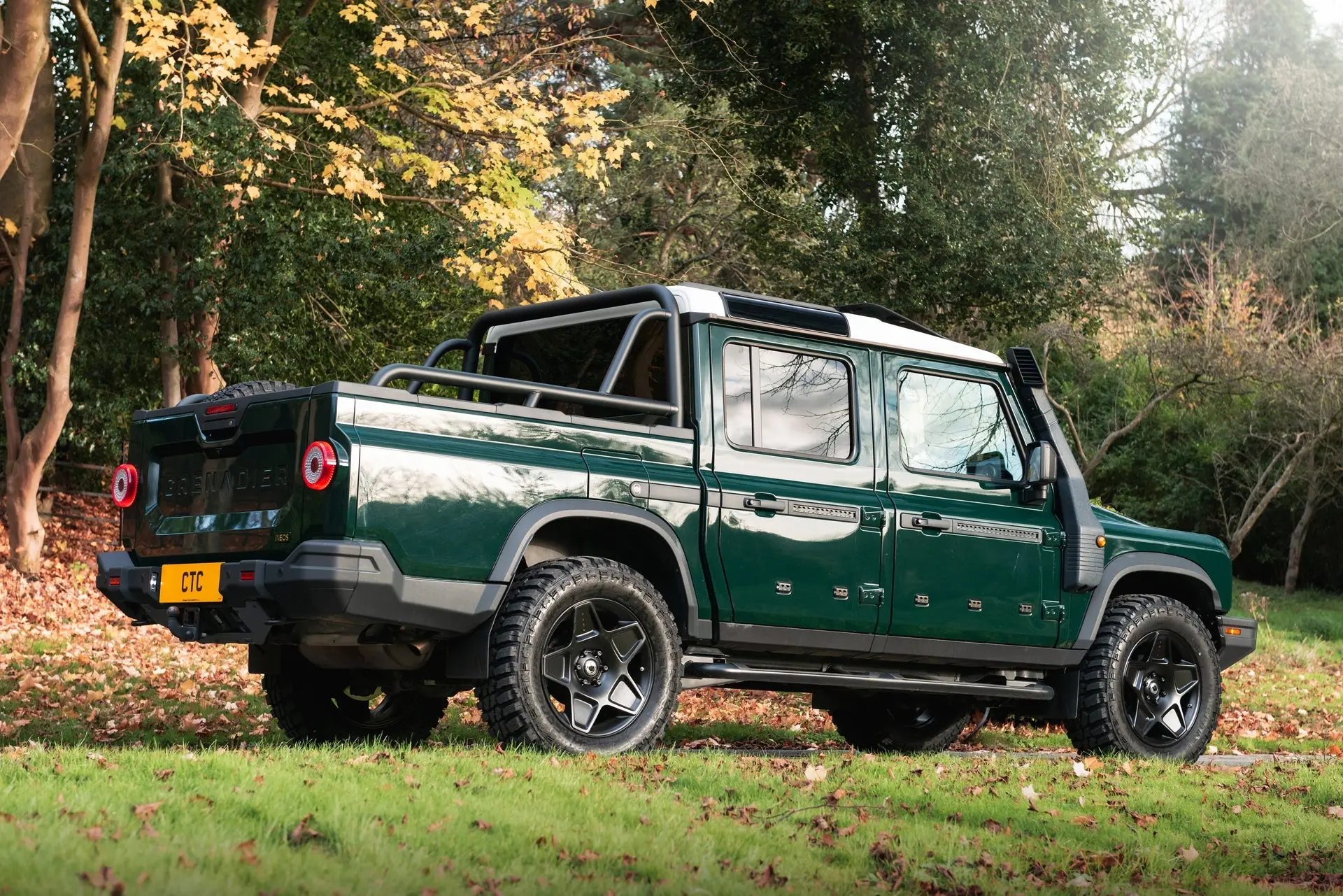 INEOS Grenadier (2023 Onwards) RS-Forged Alloy Wheels - Mondial Retro - Image 9