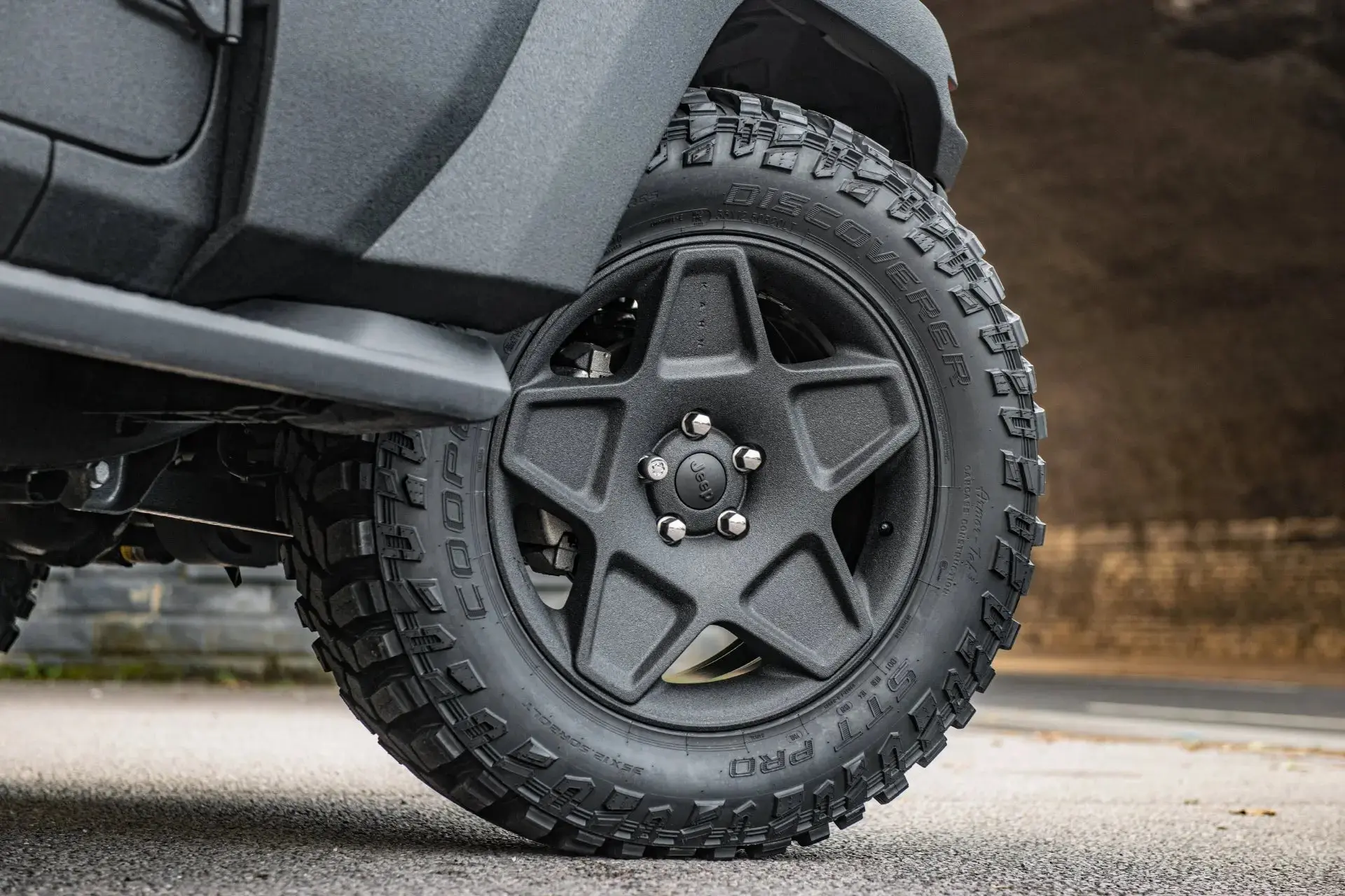 Jeep Wrangler JL (2018 Onwards) RS-Forged Alloy Wheels - Mondial Retro - Image 36