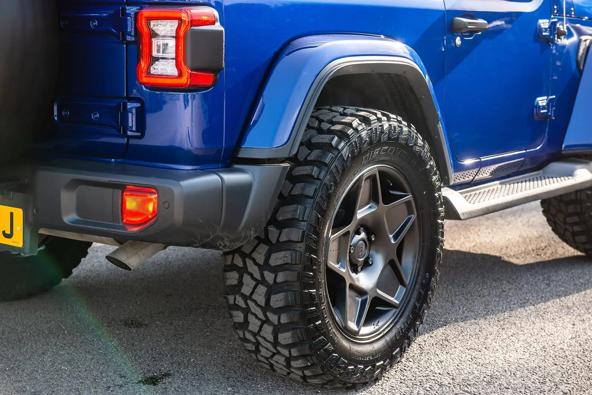 Jeep Wrangler JL (2018 Onwards) RS-Forged Alloy Wheels - Mondial Retro - Image 6