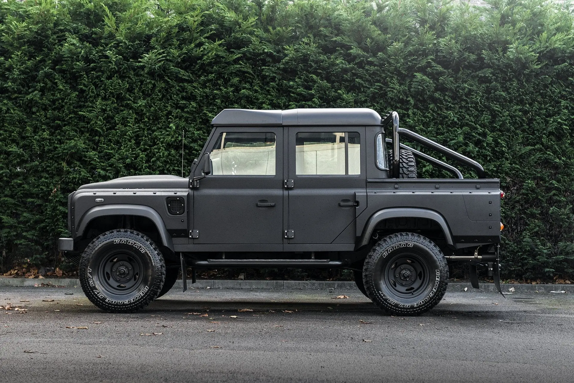 Land Rover Defender (1991-2016) Steel Wheels - 1947 Heritage - Image 14