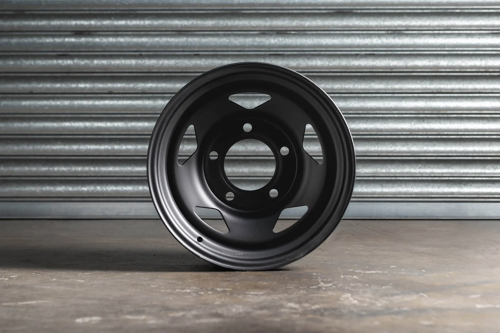 Land Rover Defender (1991-2016) Steel Wheels - 1947 Heritage - Image 29