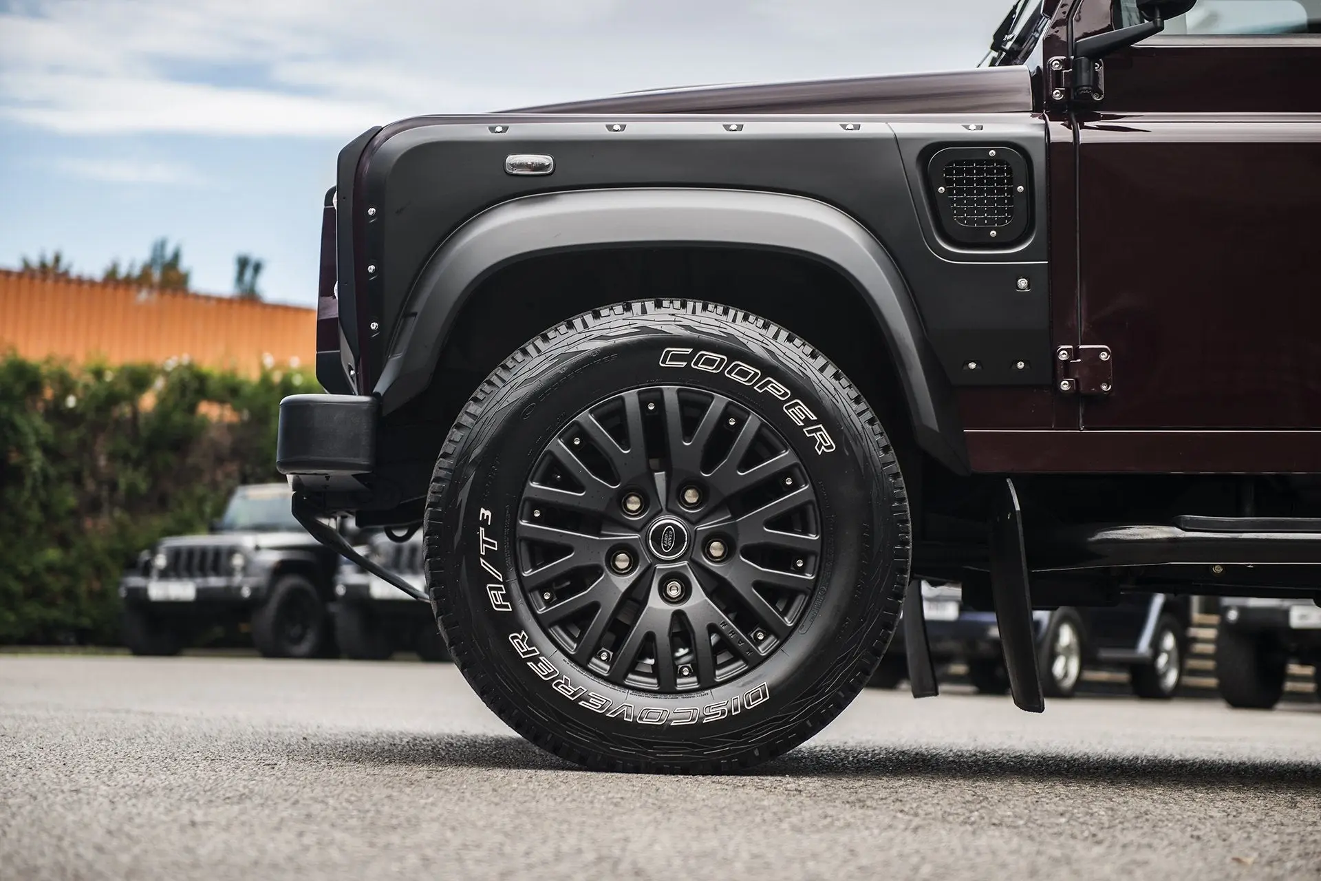 Land Rover Defender (1991-2016) Alloy Wheels - 1983 - Image 9