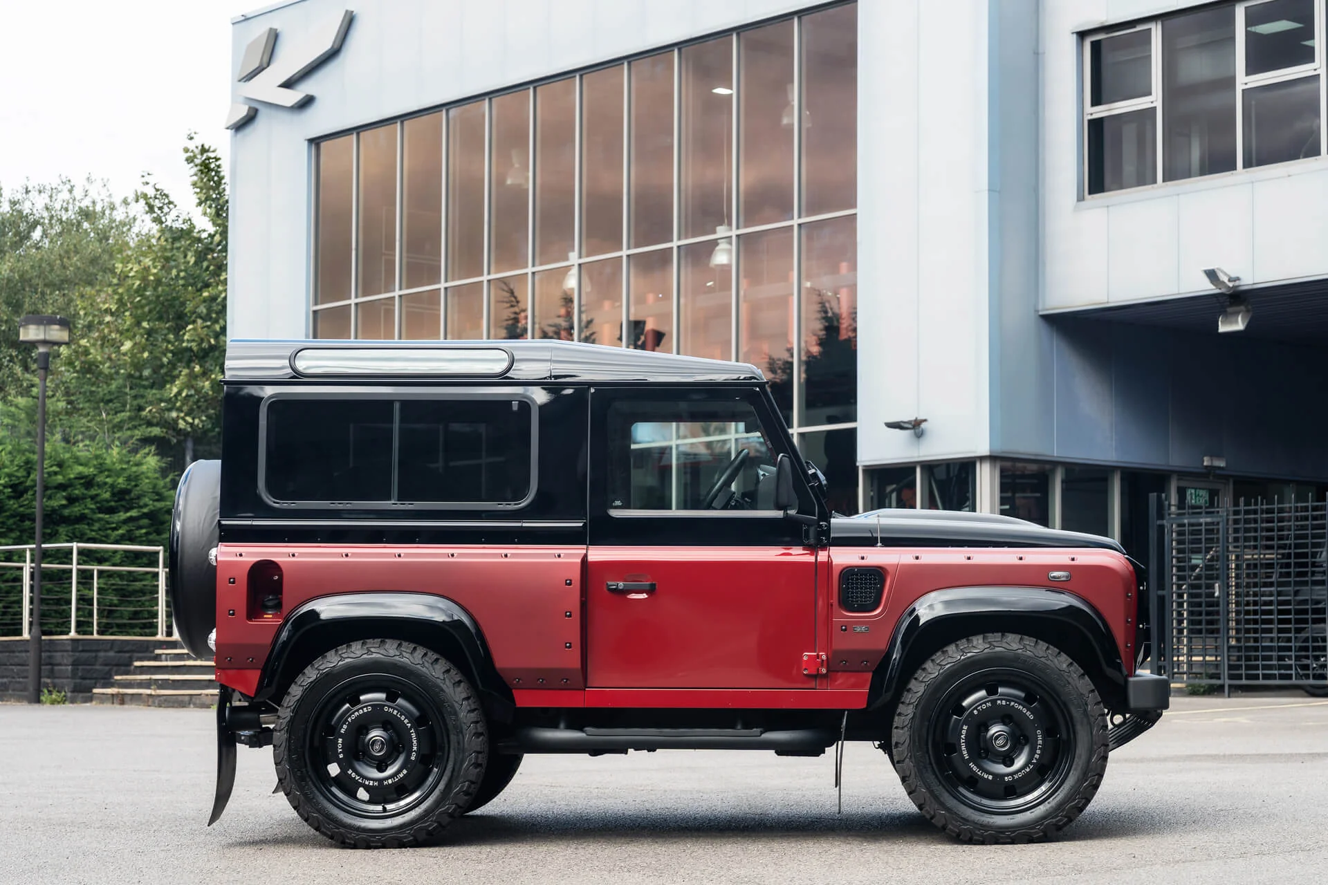 Land Rover Defender (1991-2016) RS-Forged Alloy Wheels - British Heritage - Image 6