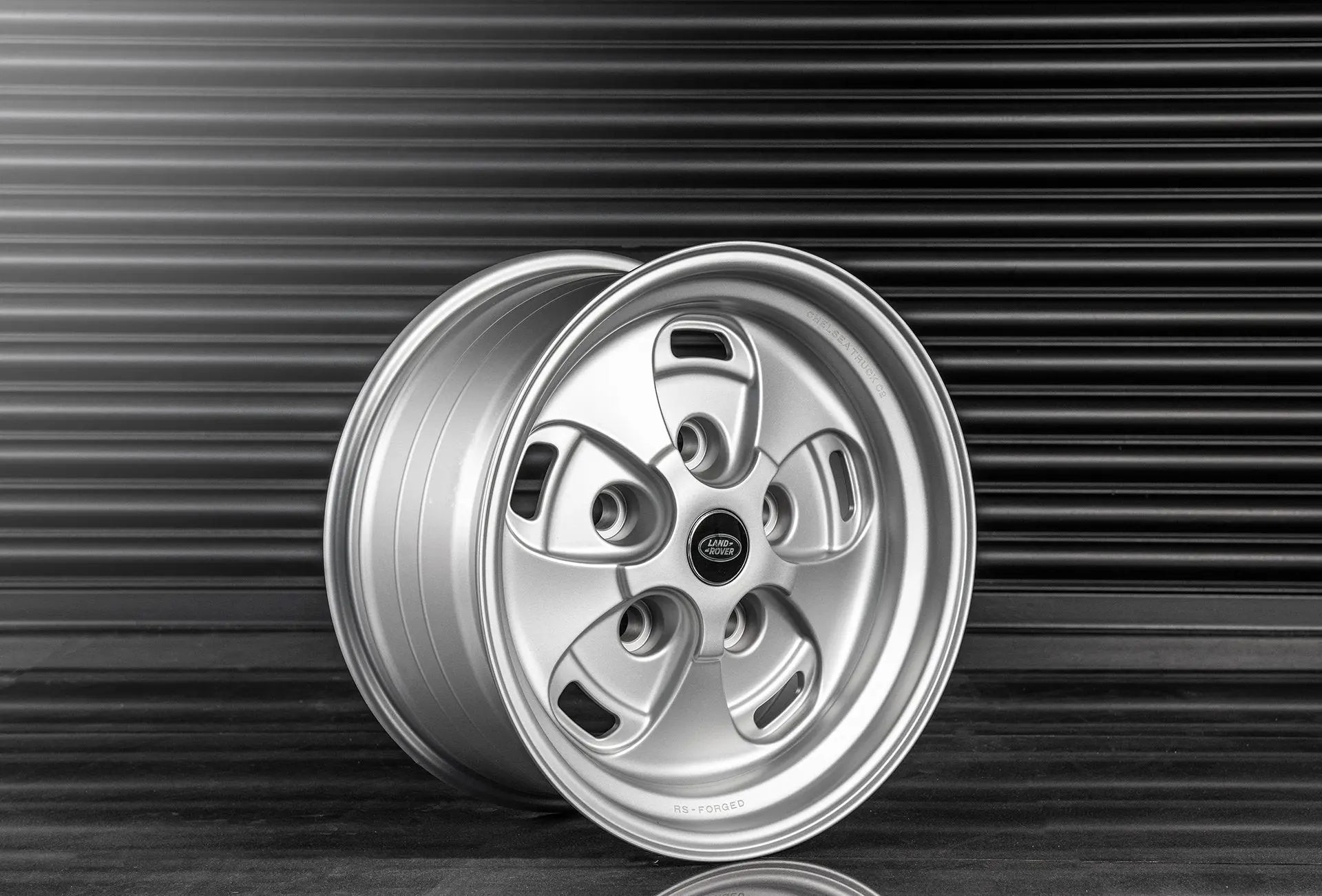 Land Rover Defender (1991-2016) RS-Forged Alloy Wheels - Rostyle Inspired - Image 4