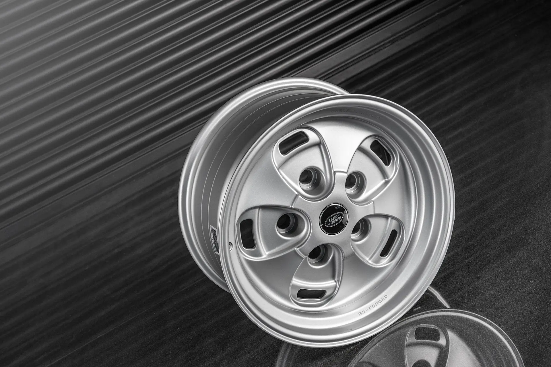 Land Rover Defender (1991-2016) RS-Forged Alloy Wheels - Rostyle Inspired - Image 7