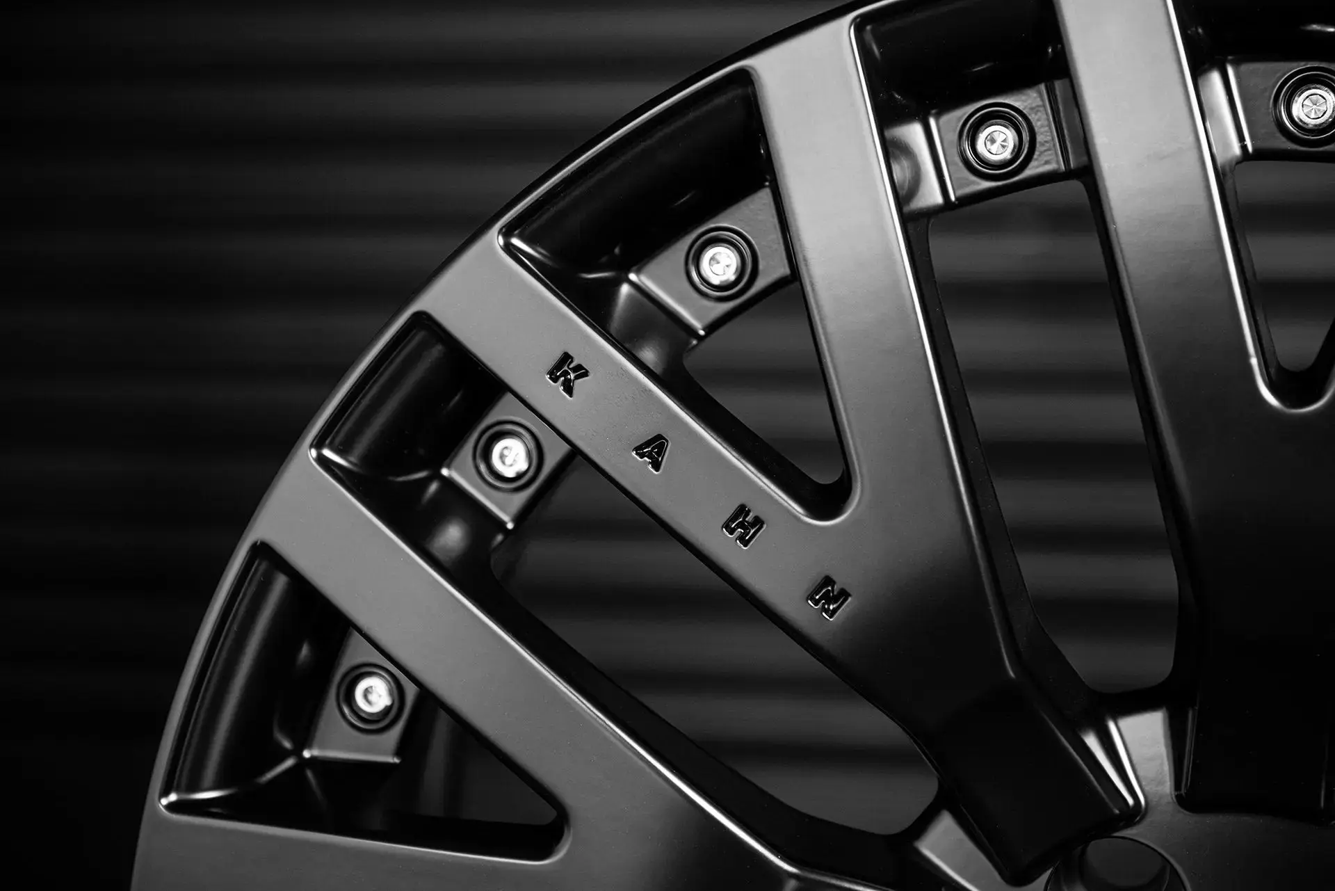 Land Rover Defender (2020 Onwards) Alloy Wheels - RS-2 Light - Image 13