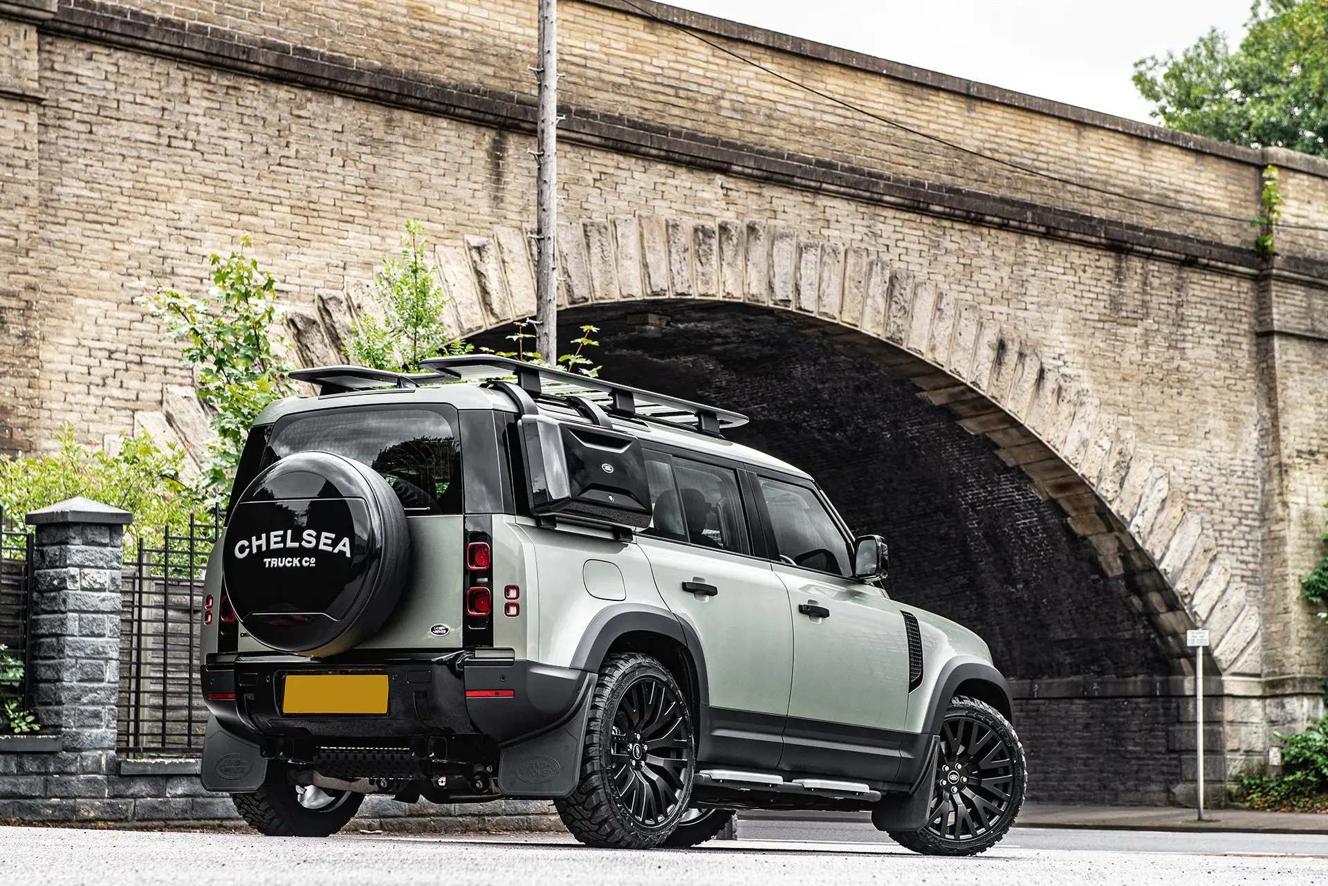 Land Rover Defender (2020 Onwards) Alloy Wheels - RS Light - Image 19