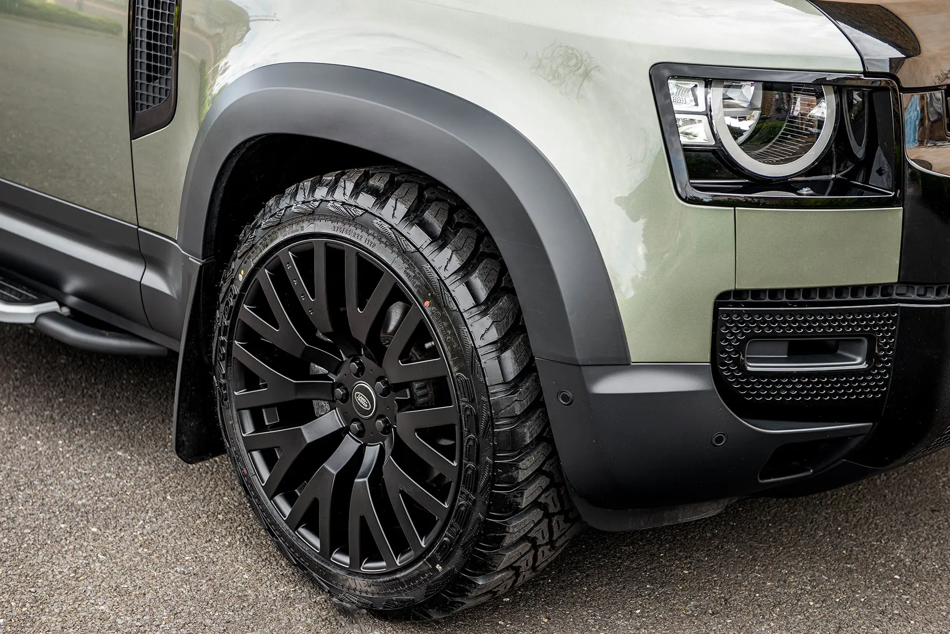 Land Rover Defender (2020 Onwards) Alloy Wheels - RS Light - Image 7