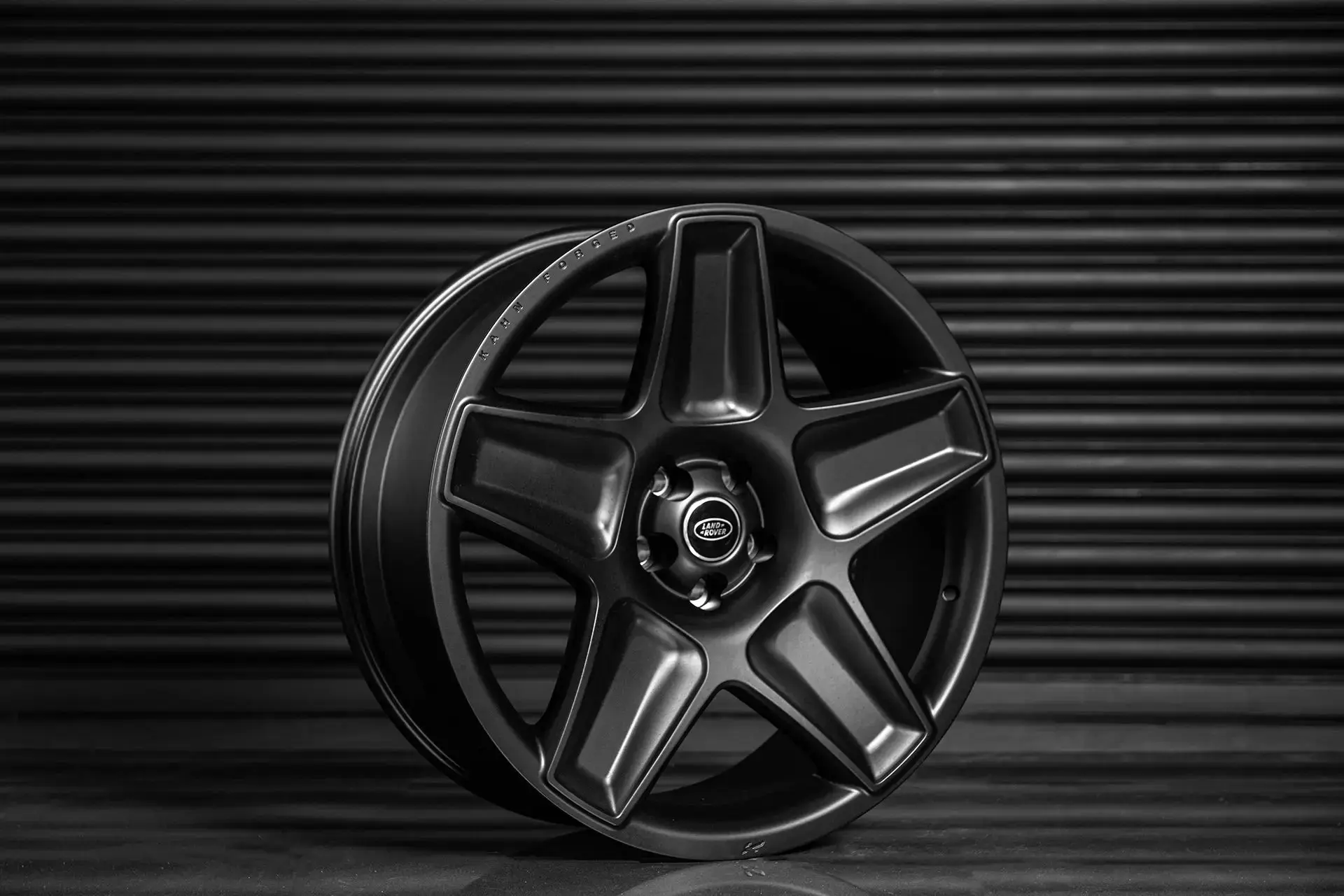 Land Rover Defender (2020 Onwards) Forged Alloy Wheels - Mondial Retro - Image 18