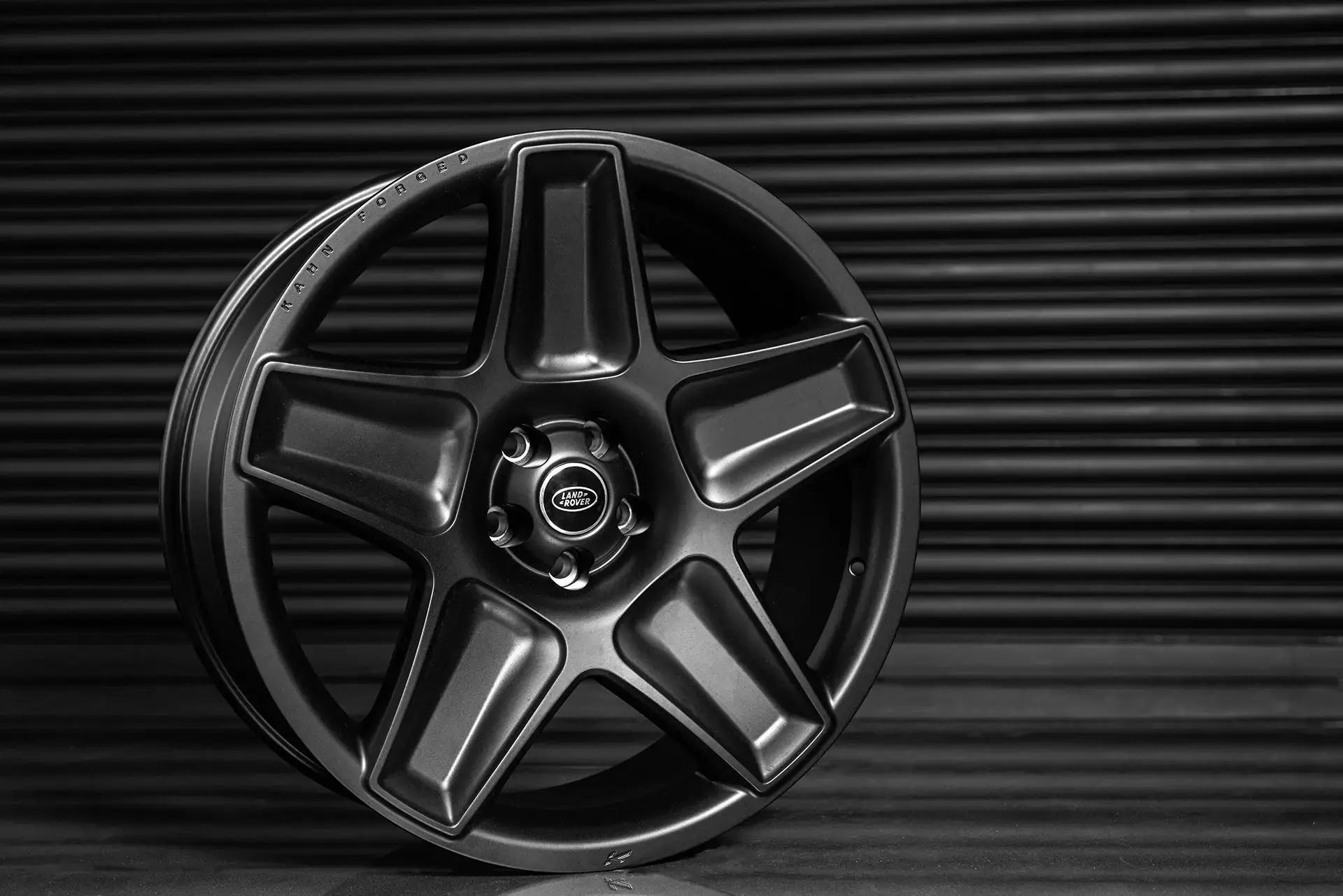 Land Rover Defender (2020 Onwards) Forged Alloy Wheels - Mondial Retro - Image 18