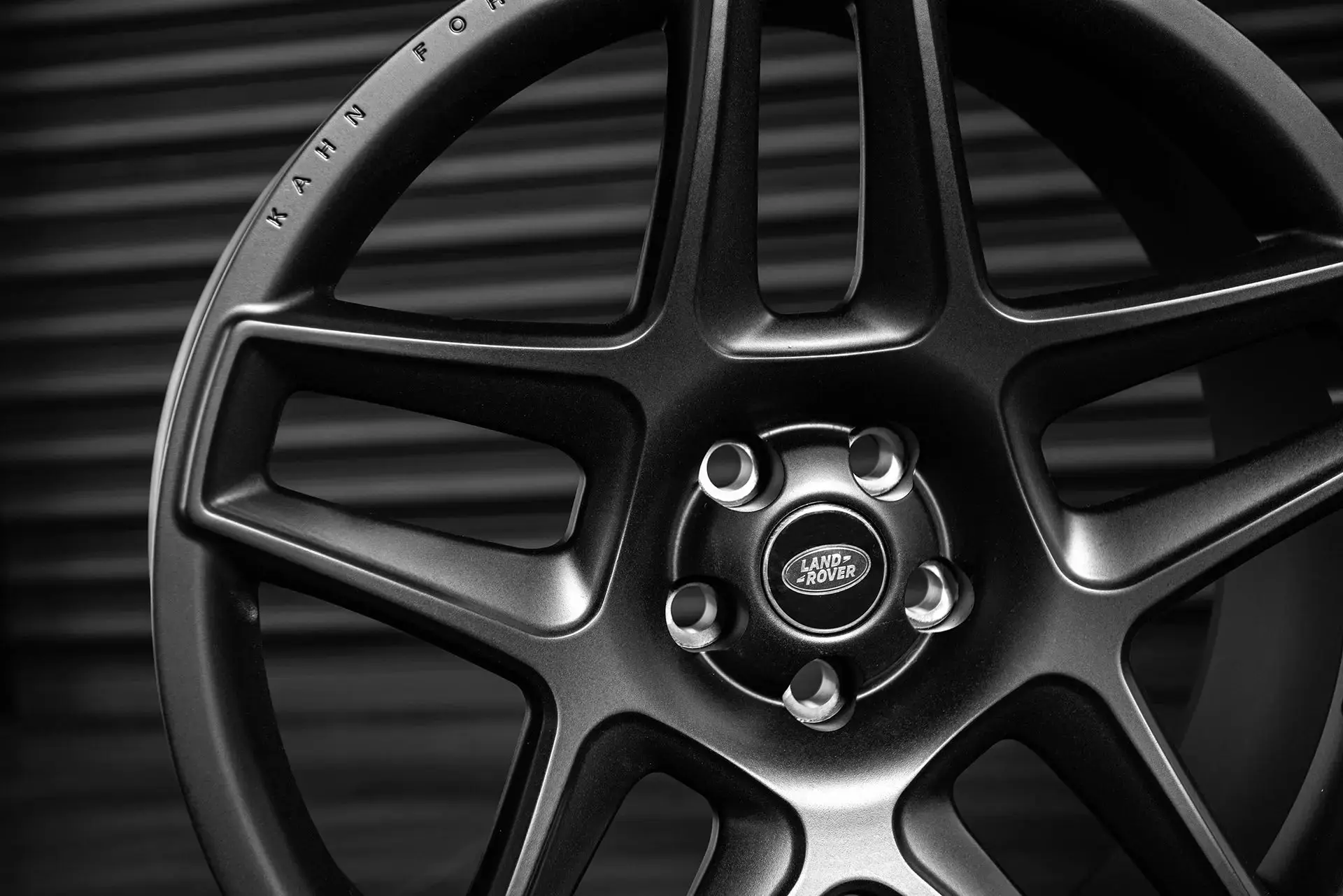 Land Rover Defender (2020 Onwards) Forged Alloy Wheels - Mondial Retro - Image 6