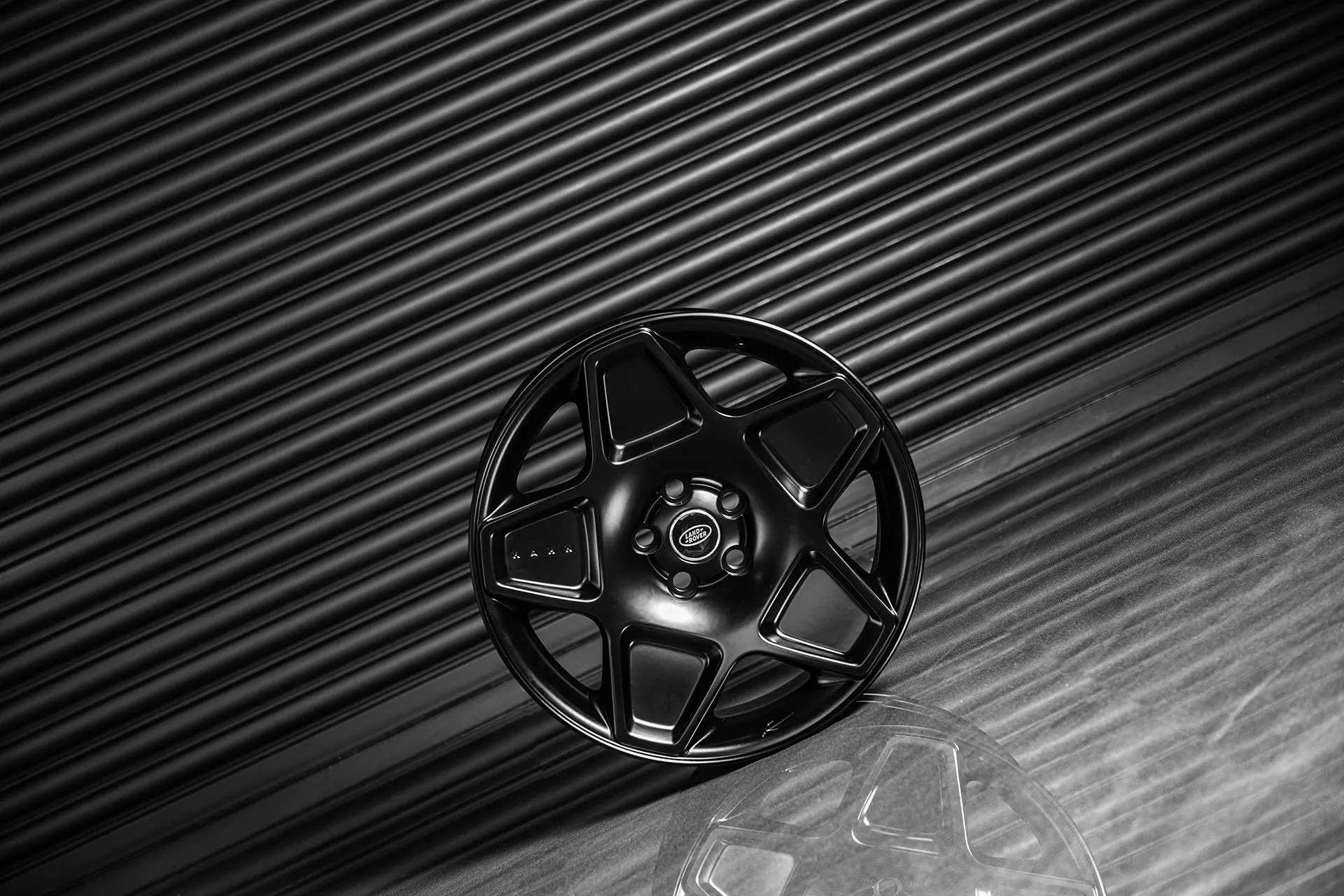 Land Rover Defender (2020 Onwards) RS-Forged Alloy Wheels - Mondial Retro Light - Image 23
