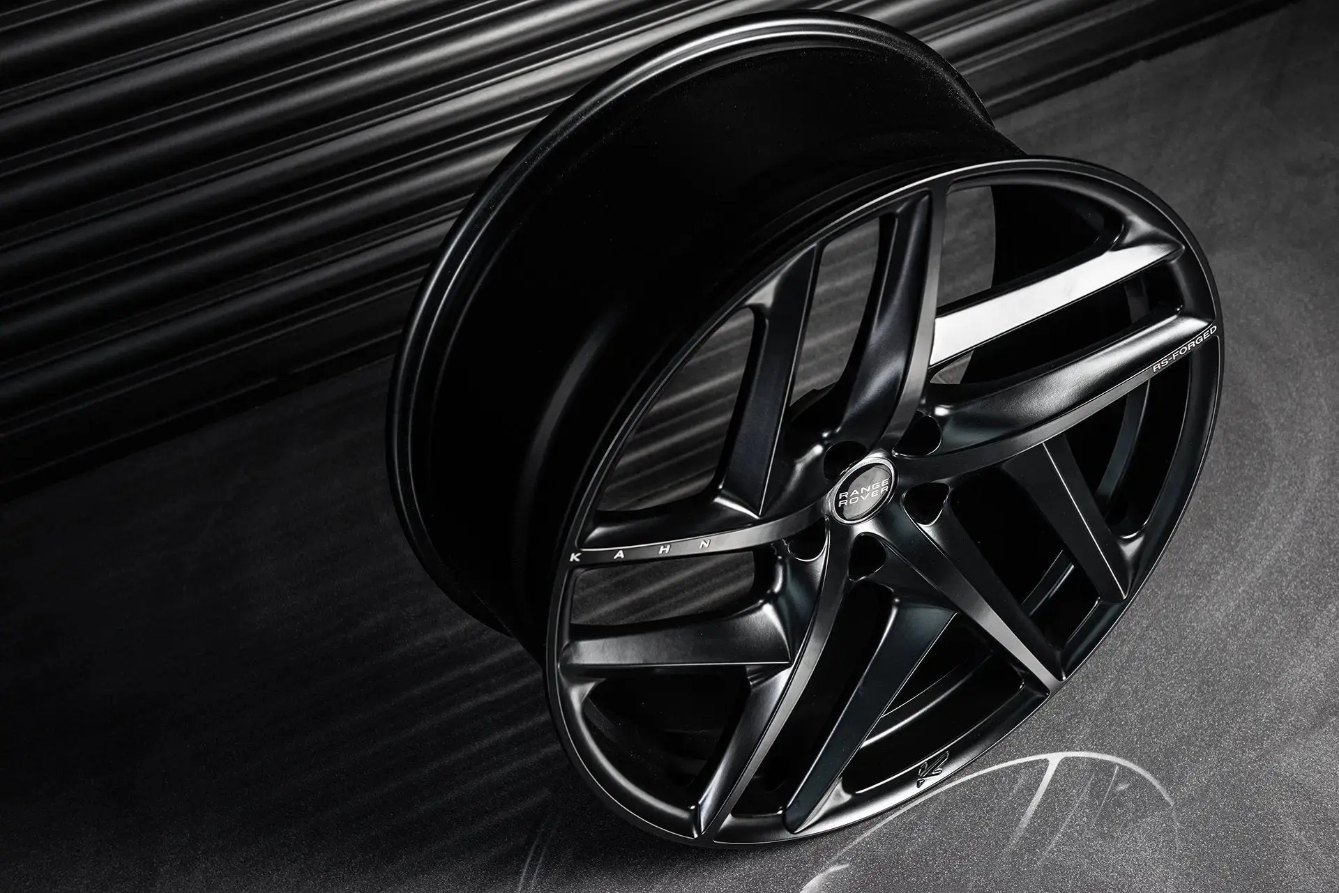 Land Rover Defender (2020 Onwards) RS-Forged Alloy Wheels - Type 52 - Image 42