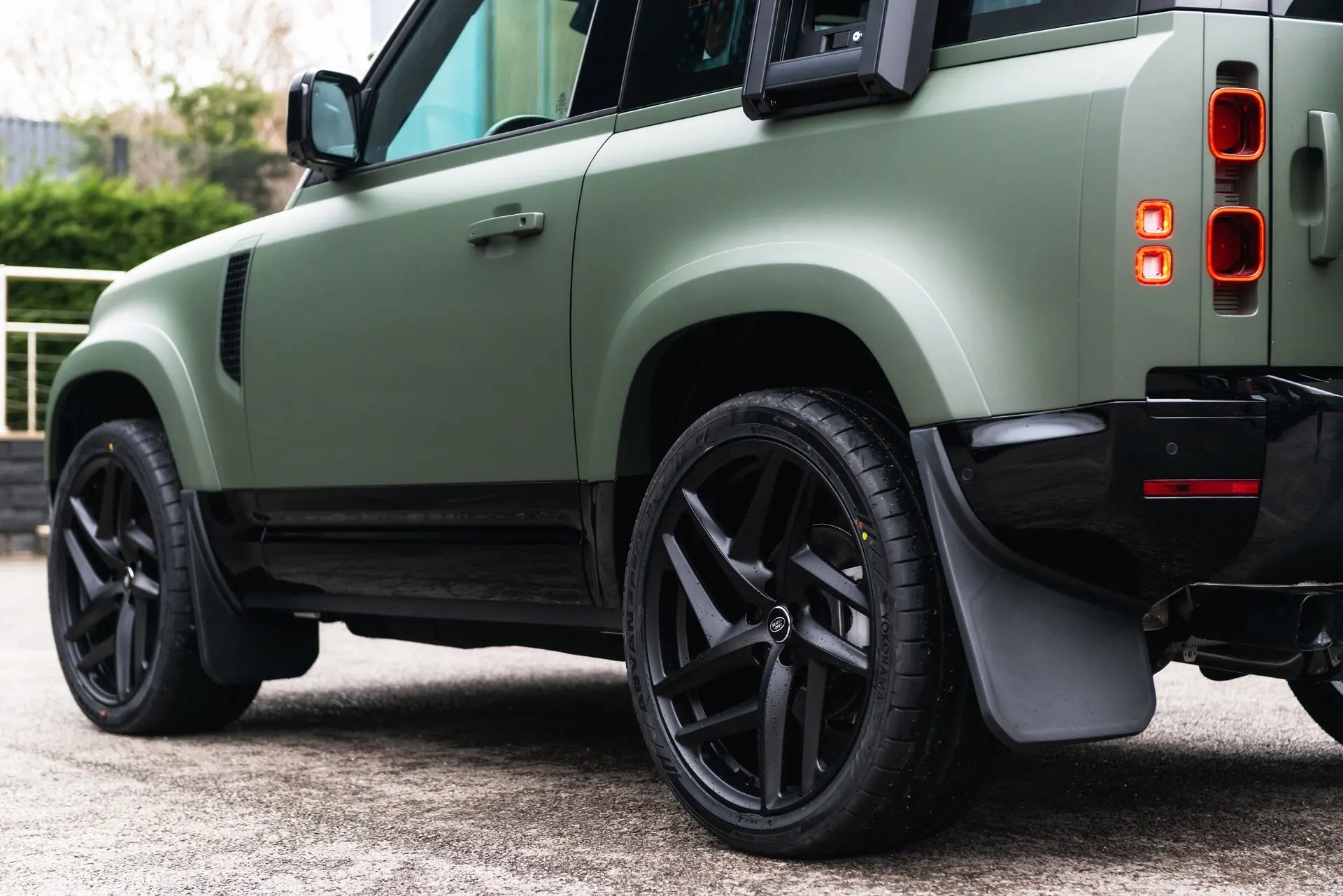 Land Rover Defender (2020 Onwards) RS-Forged Alloy Wheels - Type 52 - Image 9