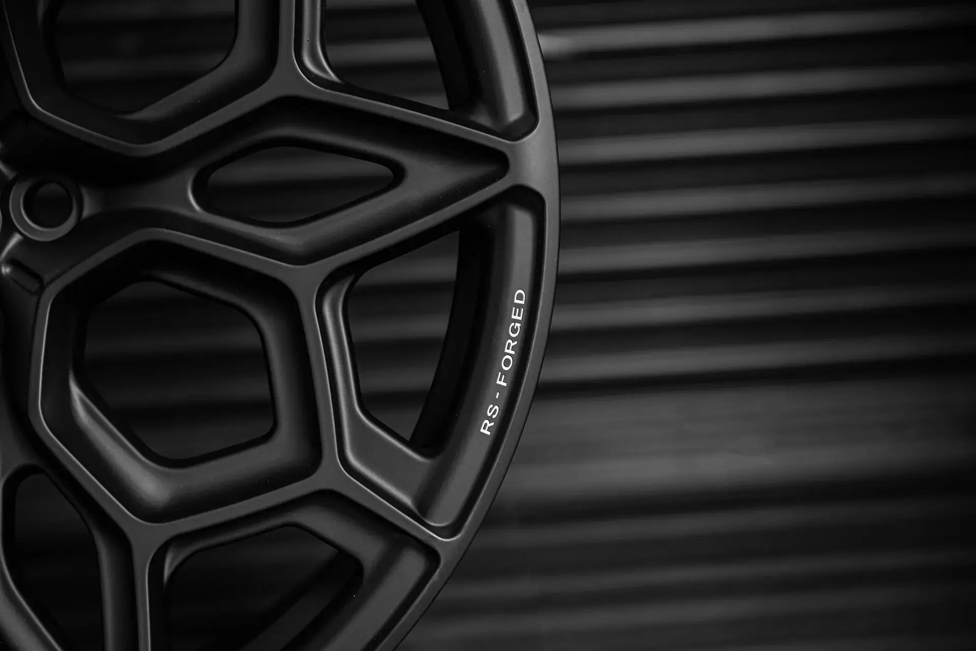 Land Rover Defender (2020 Onwards) RS-Forged Deep Concave Alloy Wheels - Type 57 - Image 26