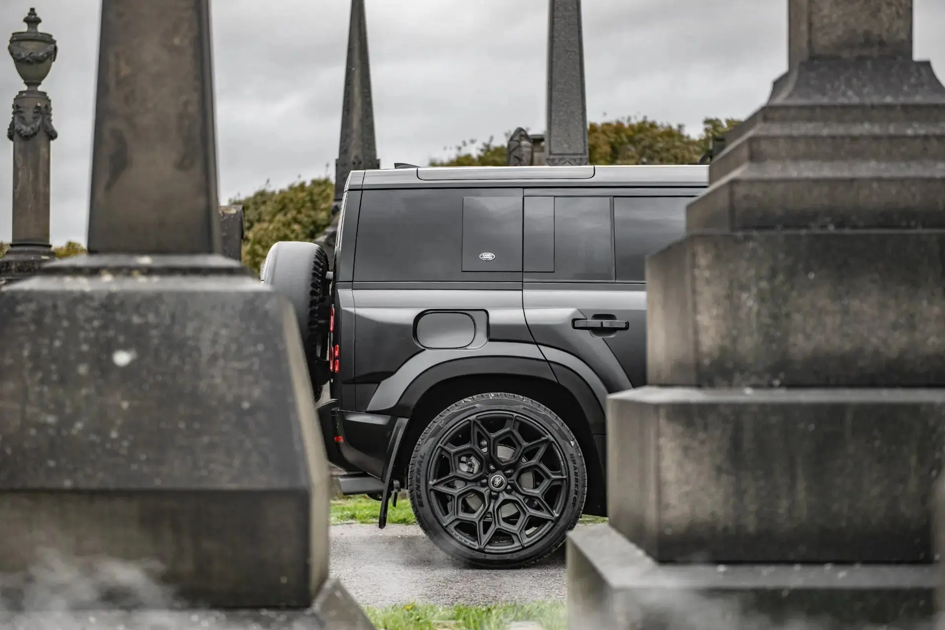 Land Rover Defender (2020 Onwards) RS-Forged Deep Concave Alloy Wheels - Type 57 - Image 32