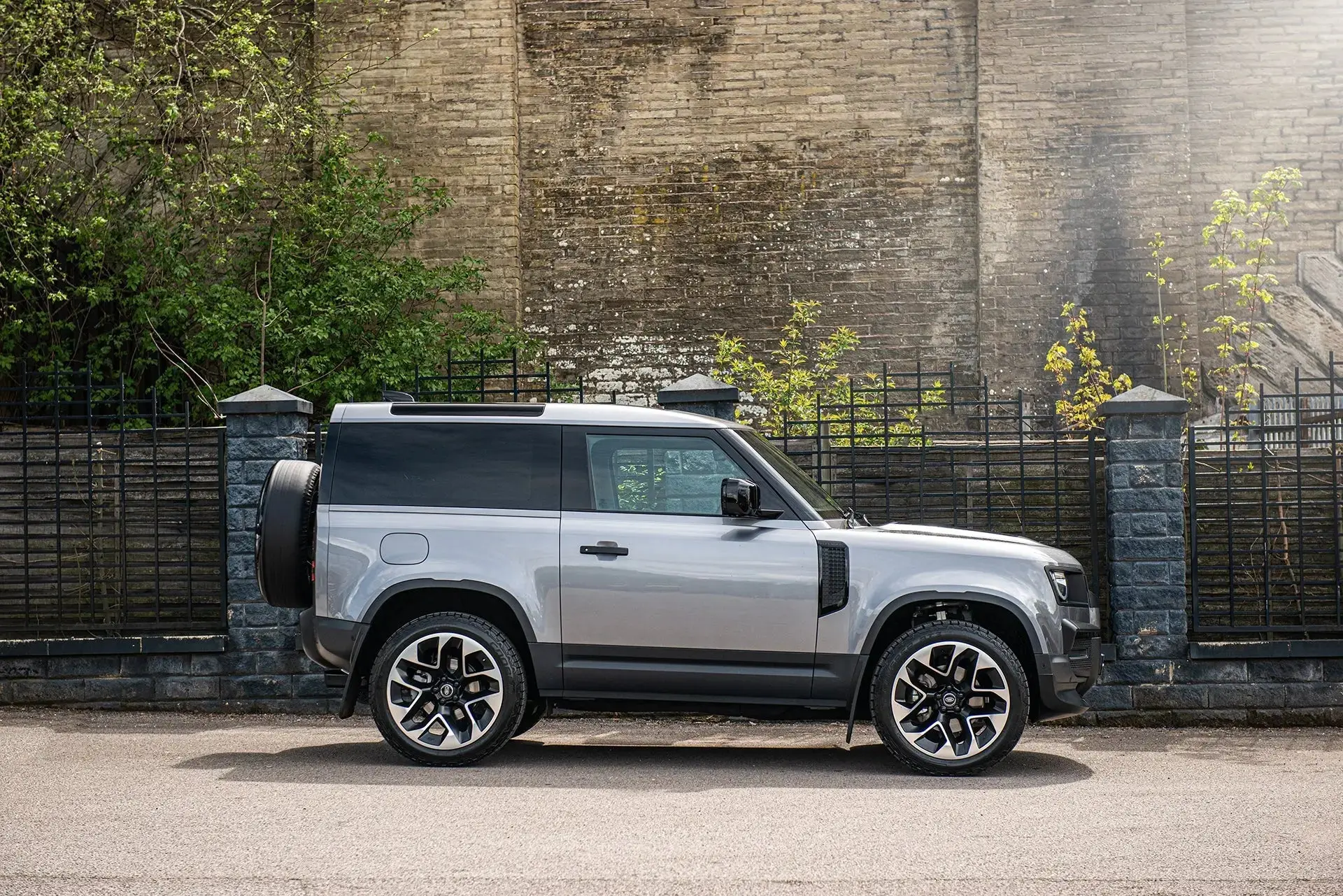 Land Rover Defender (2020 Onwards) RS-Forged Alloy Wheels - Type 60 - Image 19