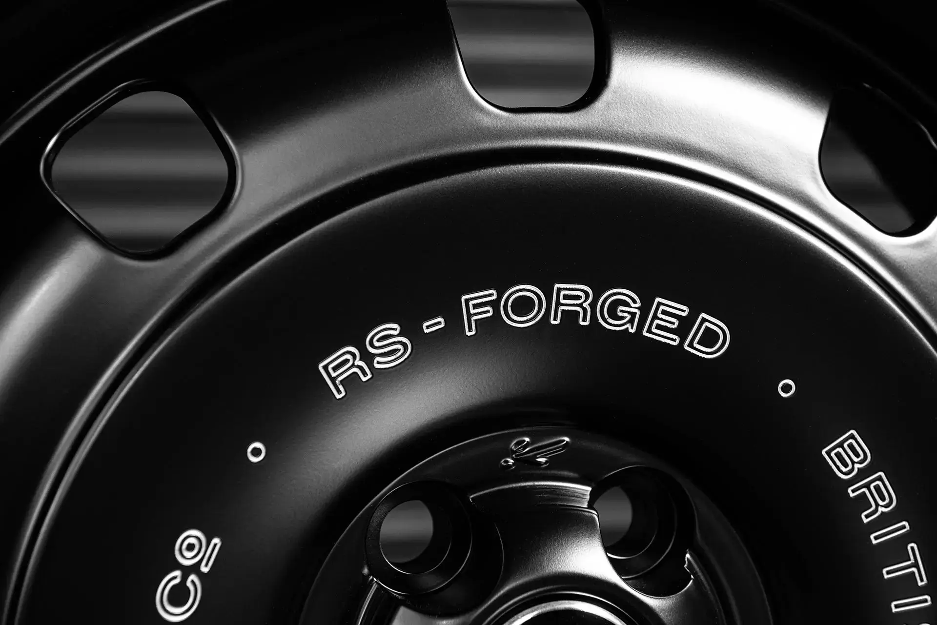 Land Rover Defender (2020 Onwards) RS-Forged Alloy Wheels - British Heritage - Image 14