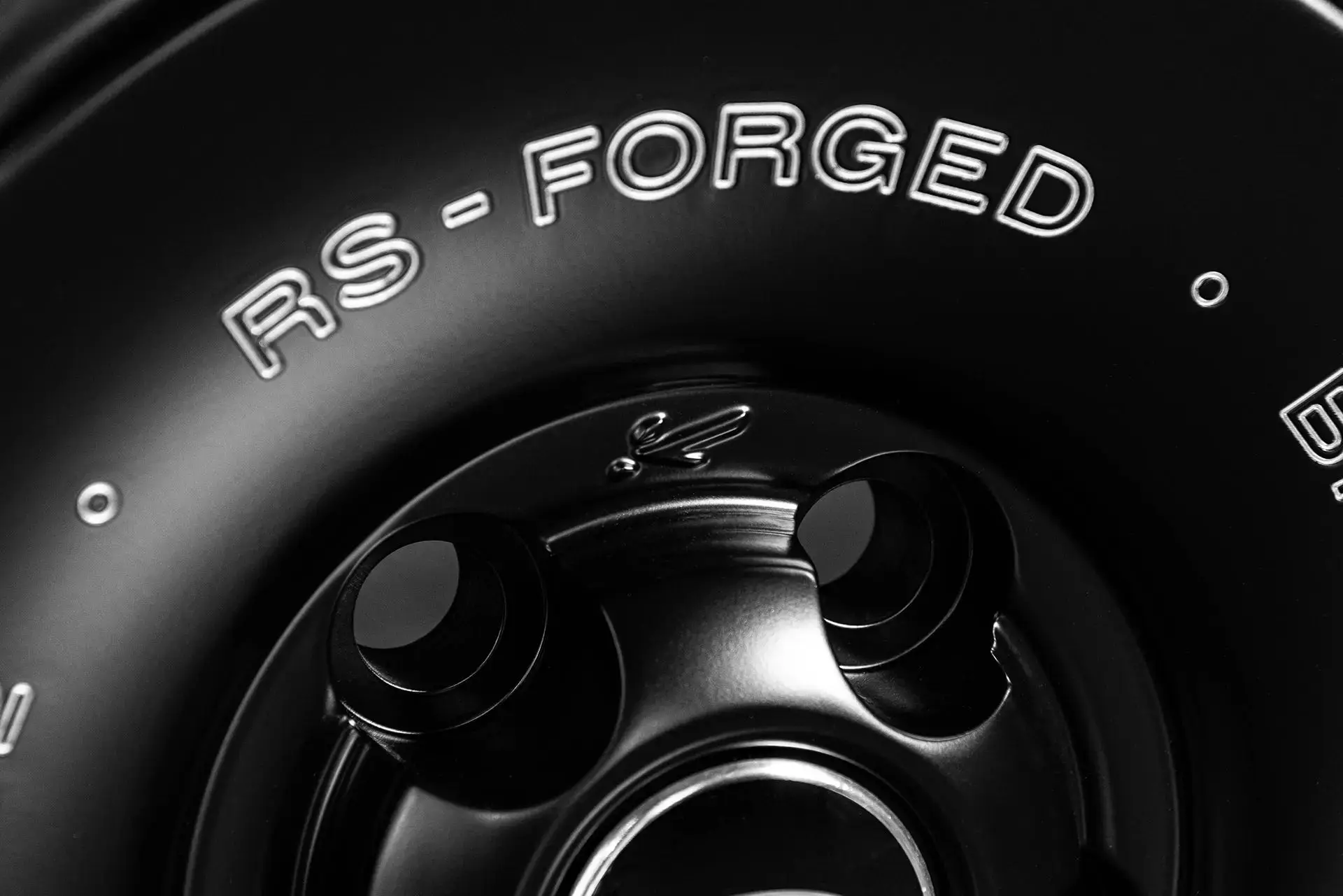 Land Rover Defender (2020 Onwards) RS-Forged Alloy Wheels - British Heritage - Image 18