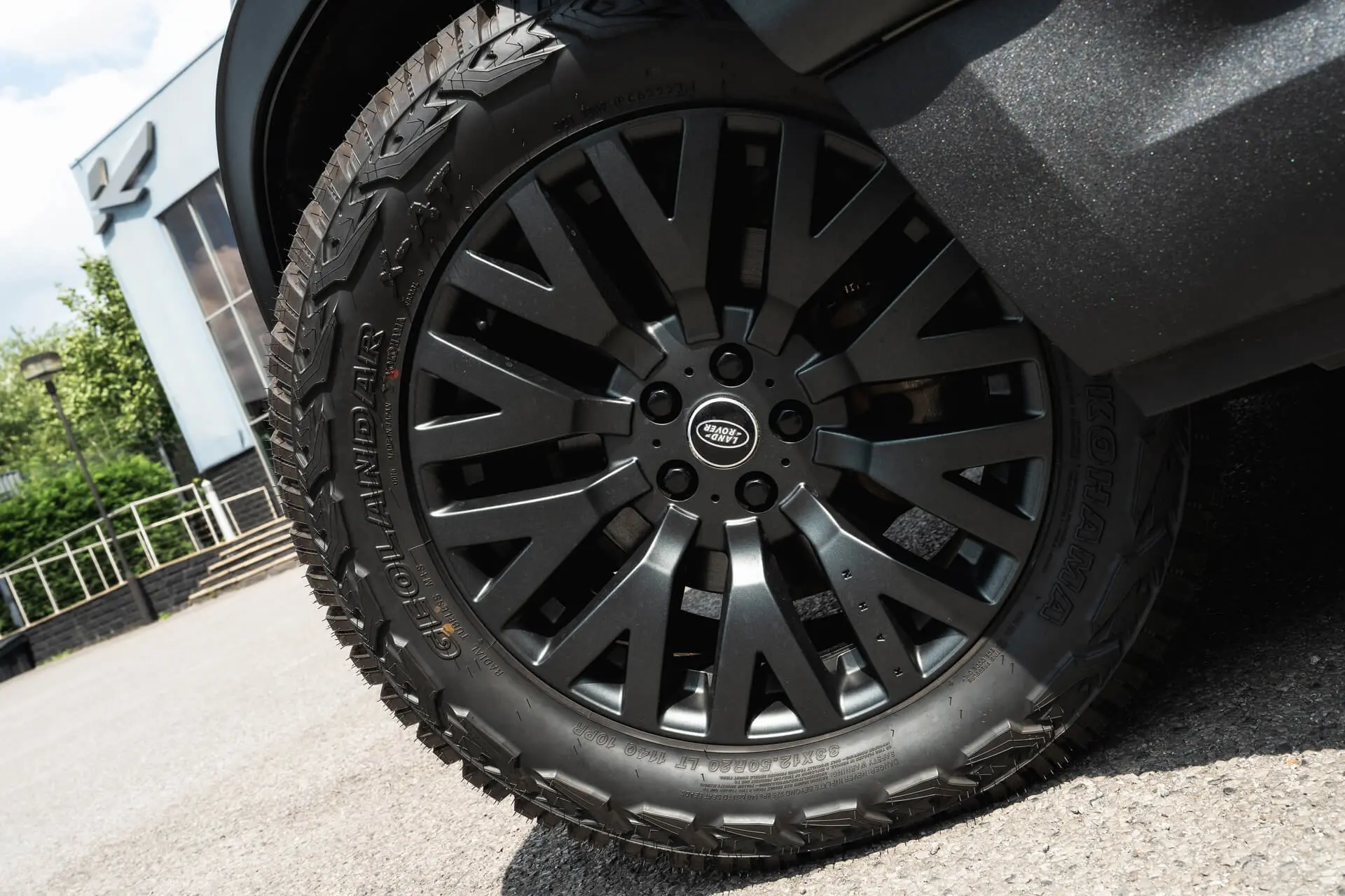 Land Rover Defender (2020 Onwards) Alloy Wheels - RS Light - Image 12