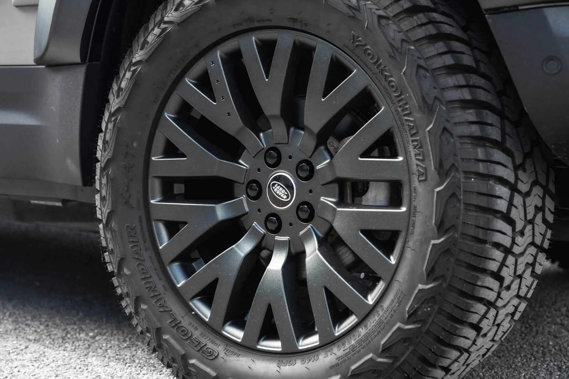 Land Rover Defender (2020 Onwards) Alloy Wheels - RS Light - Image 9