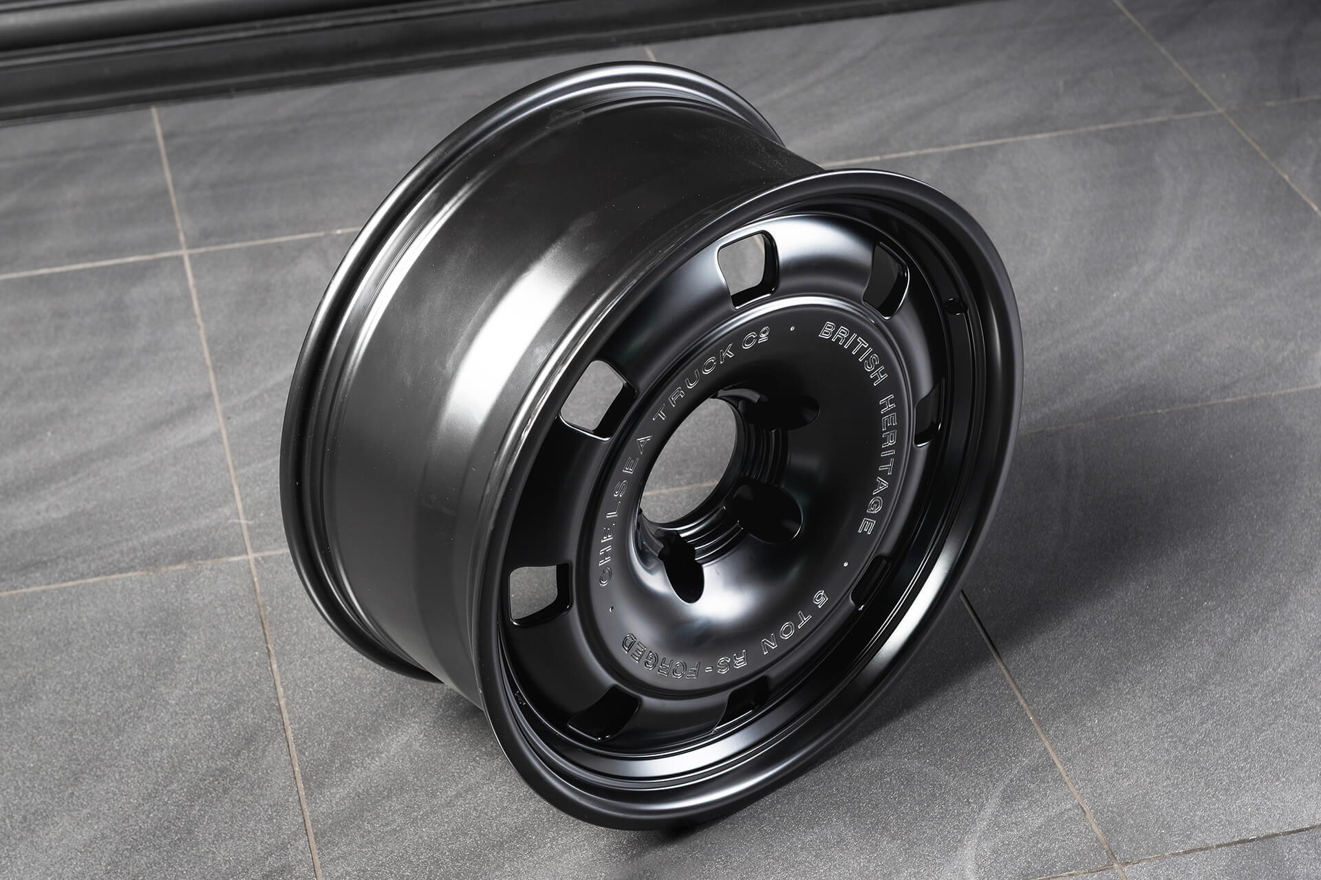 Toyota Land Cruiser 70 (2023 Onwards) RS-Forged Alloy Wheels - British Heritage - Image 5