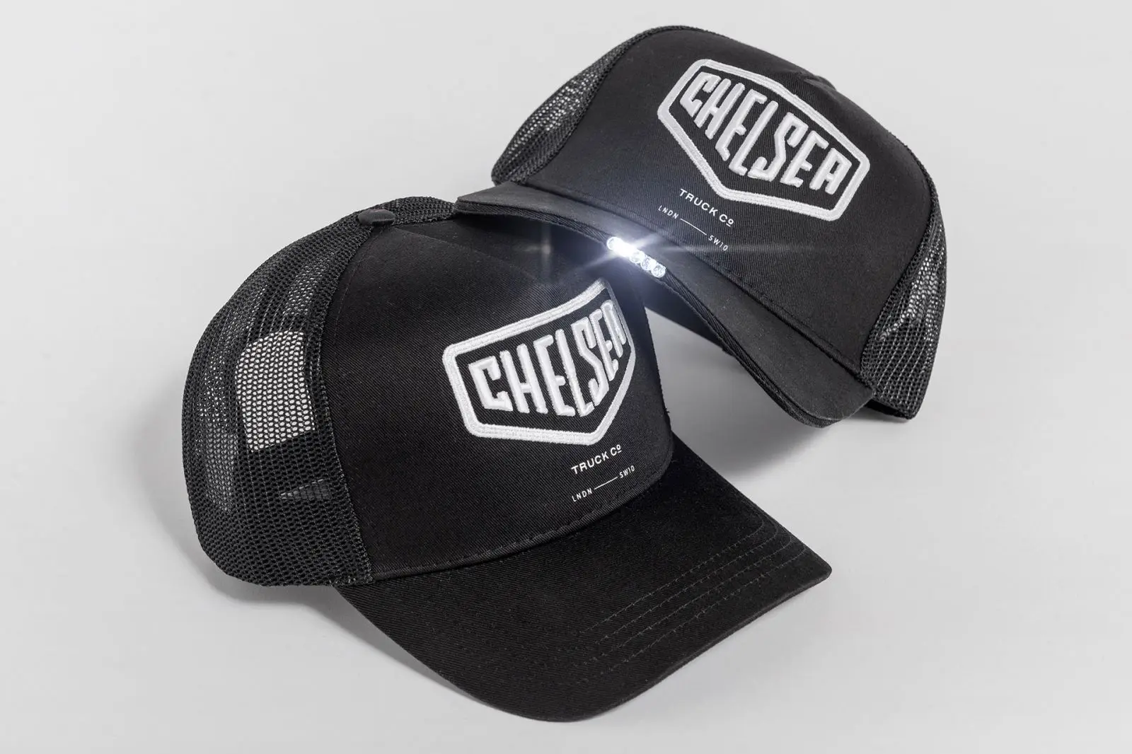 TRUCKER CAP WITH DAYLIGHT RUNNING LIGHT - Image 5