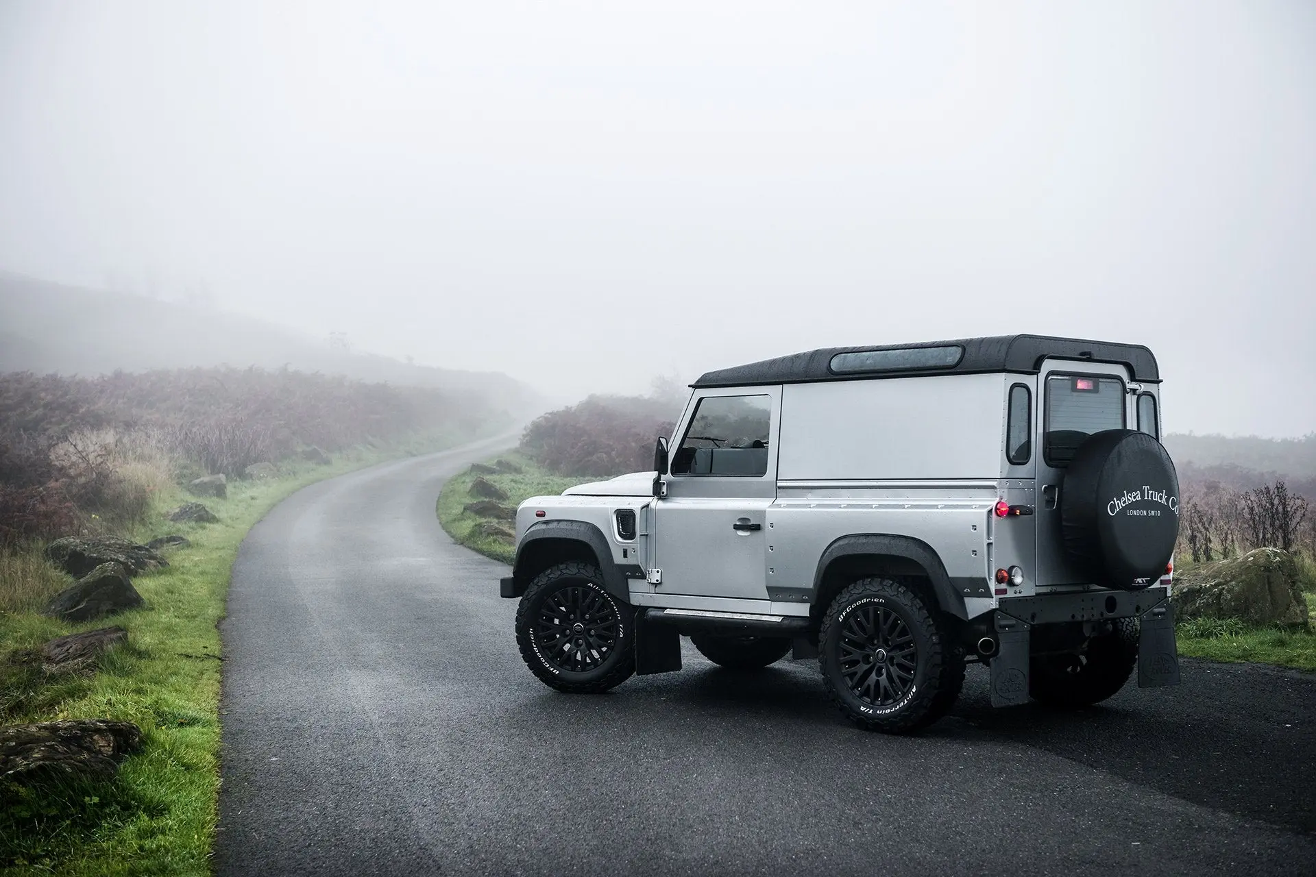 Land Rover Defender 90 (1991-2016) Wide Track Body Kit - Image 14